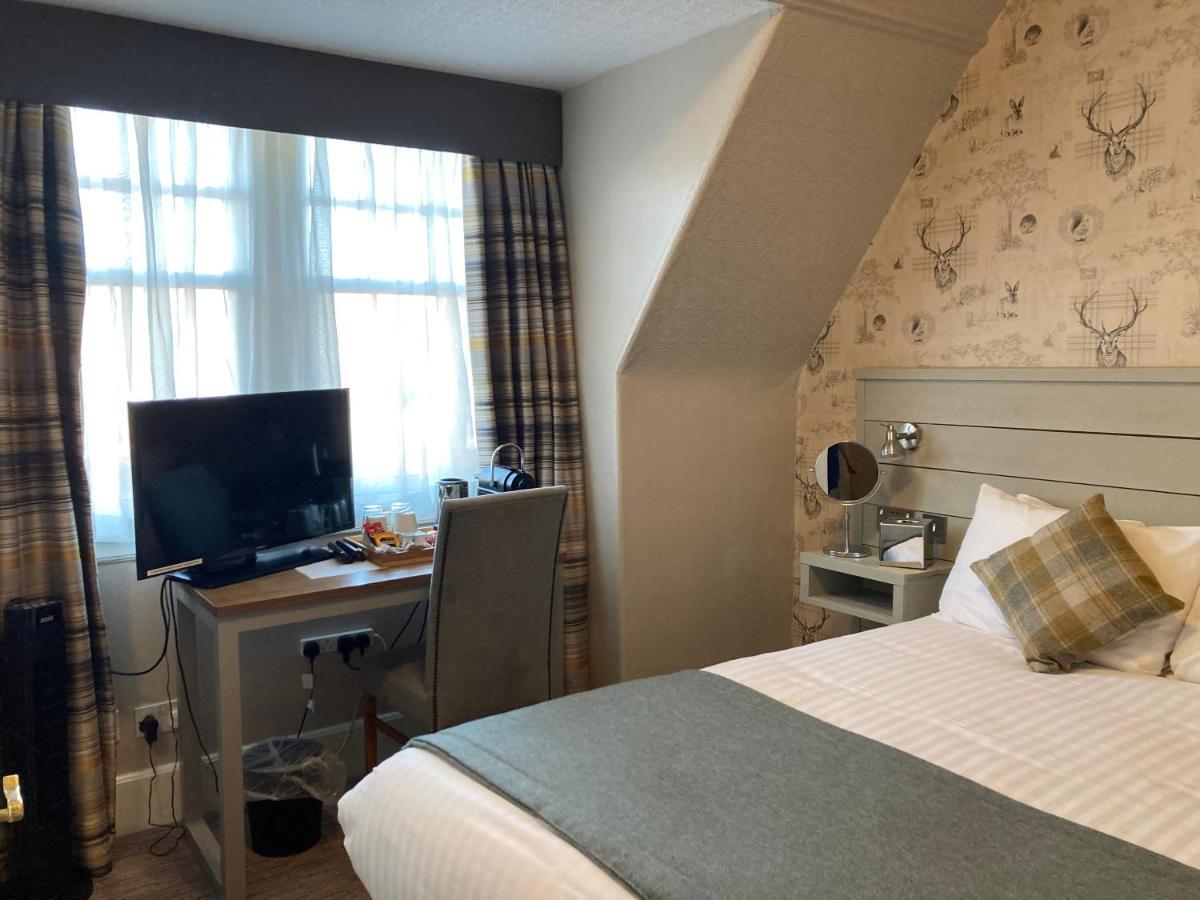 Tullie Inn Balloch Bagian luar foto