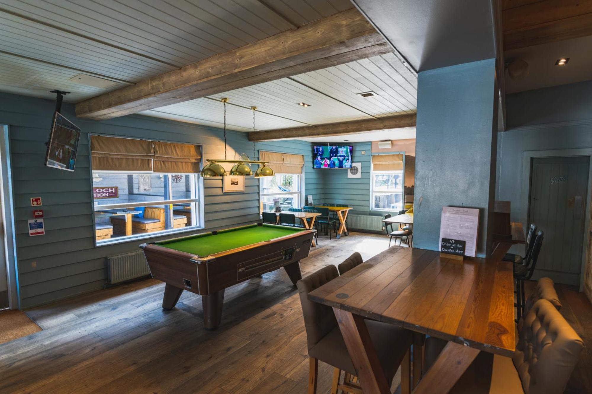 Tullie Inn Balloch Bagian luar foto