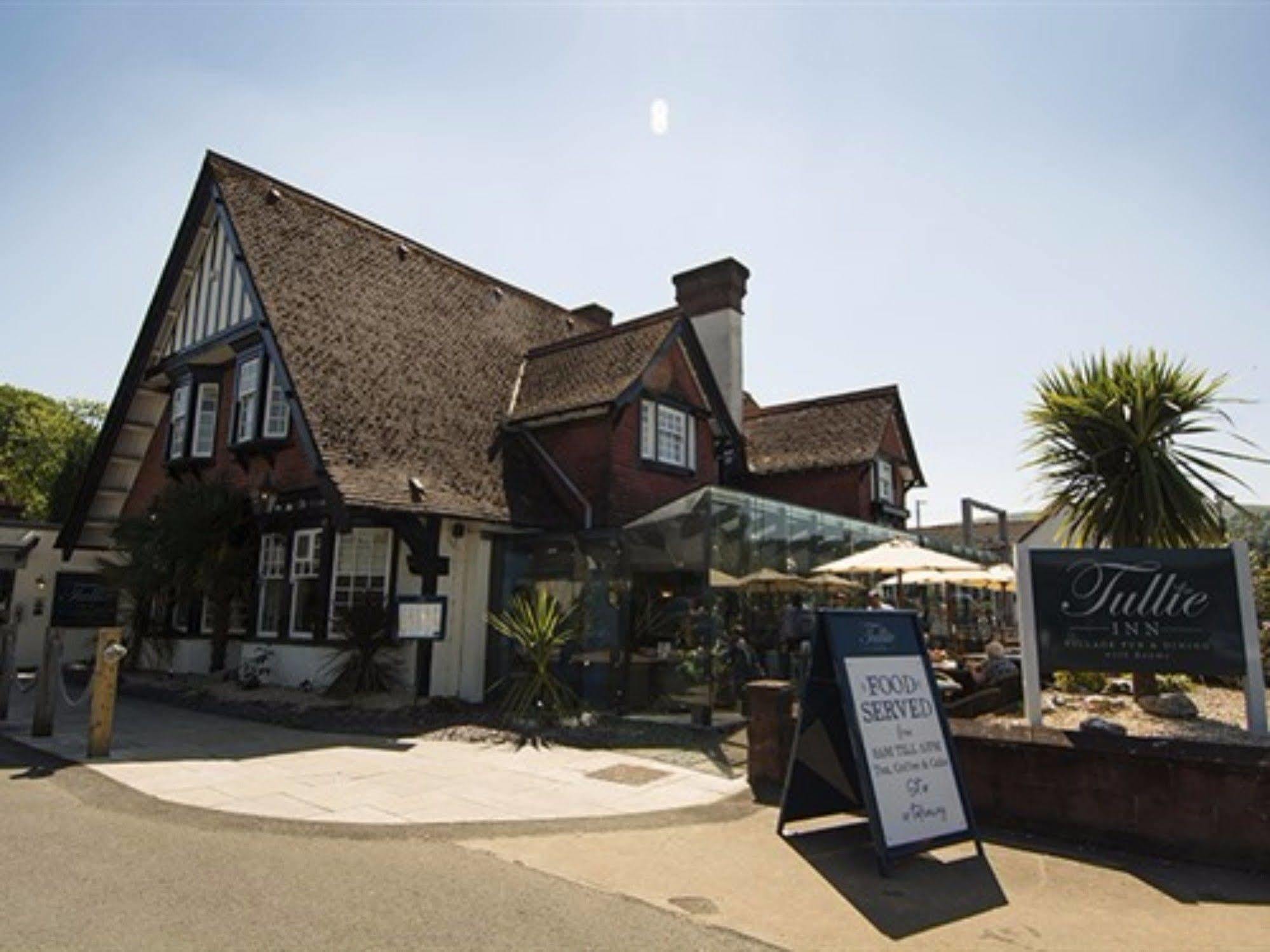 Tullie Inn Balloch Bagian luar foto